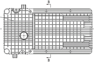 油底殼及發(fā)動(dòng)機(jī)